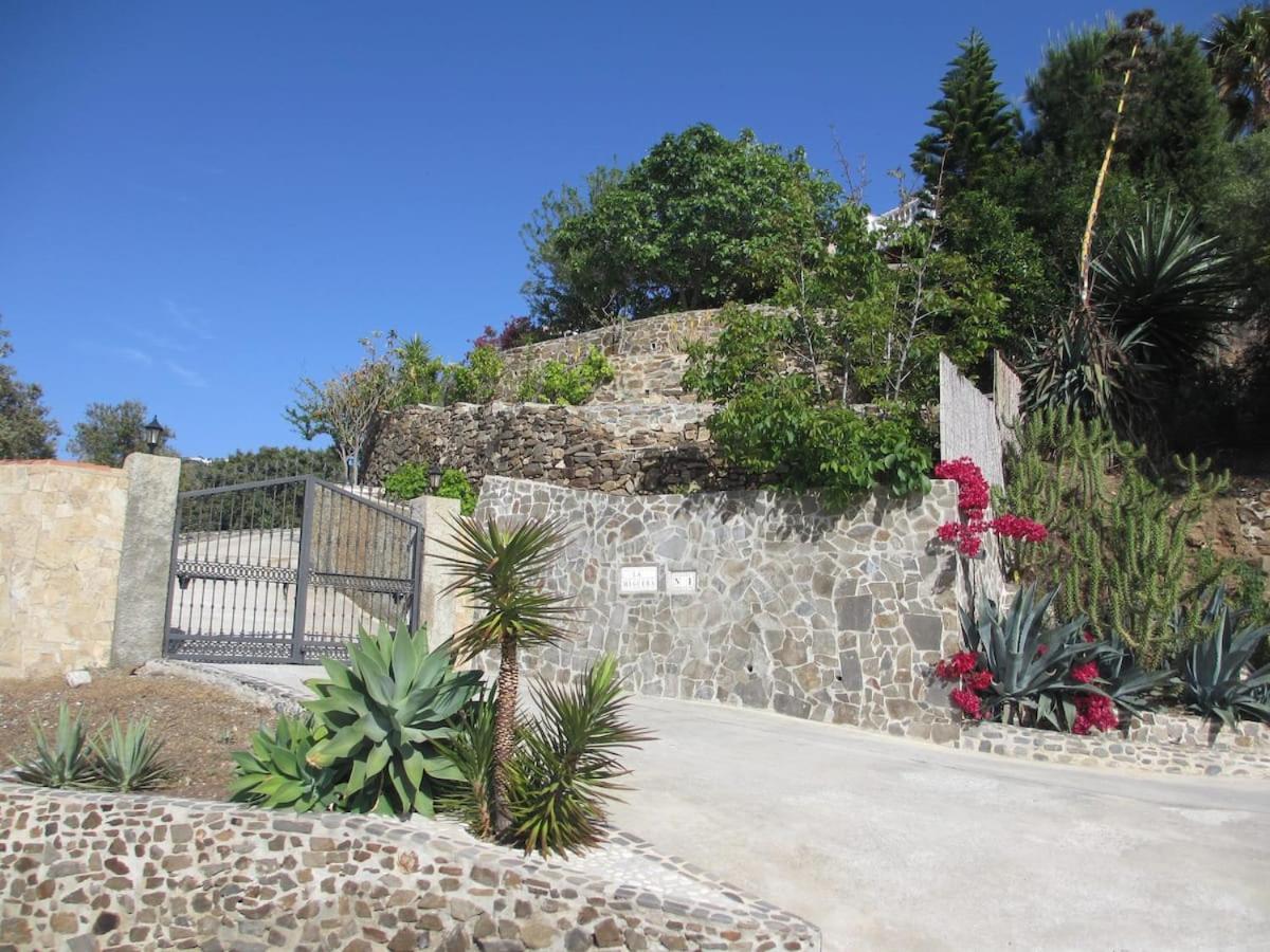 Villa La Higuera Sayalonga 외부 사진