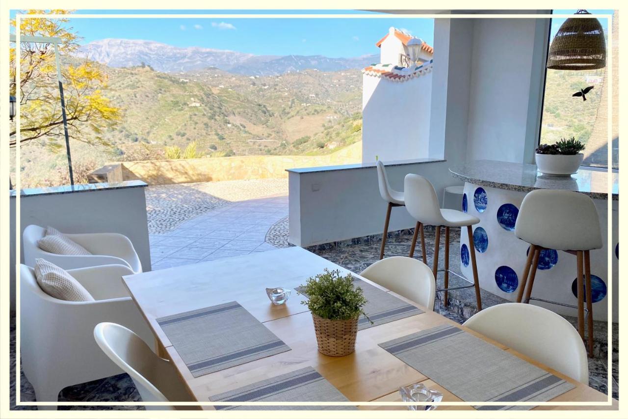 Villa La Higuera Sayalonga 외부 사진