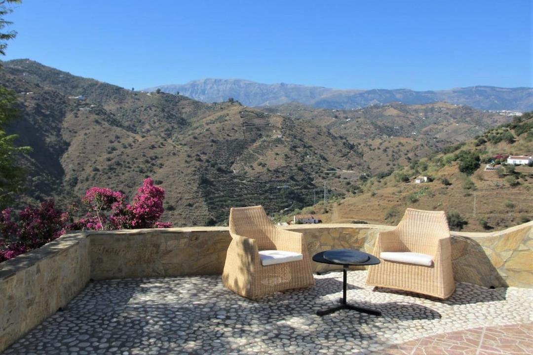 Villa La Higuera Sayalonga 외부 사진